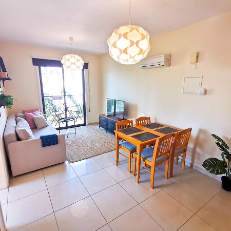 Sunny Pool Apartment Voroklini Exterior photo